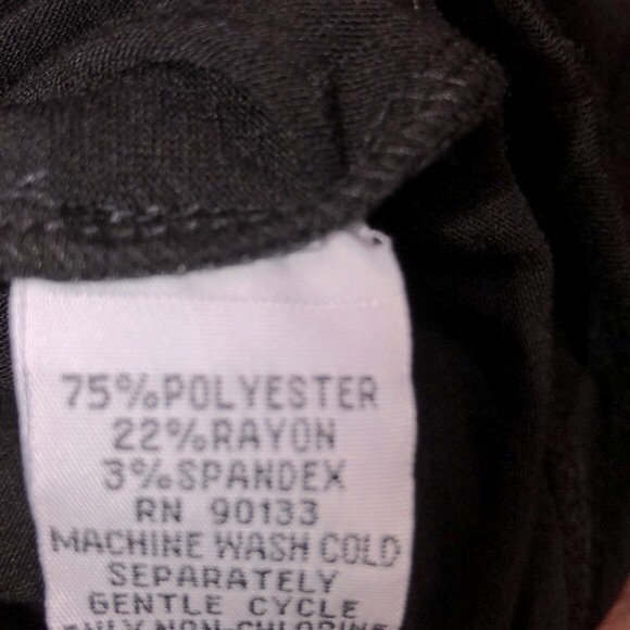 Joan Rivers size medium black top - Picture 4 of 4